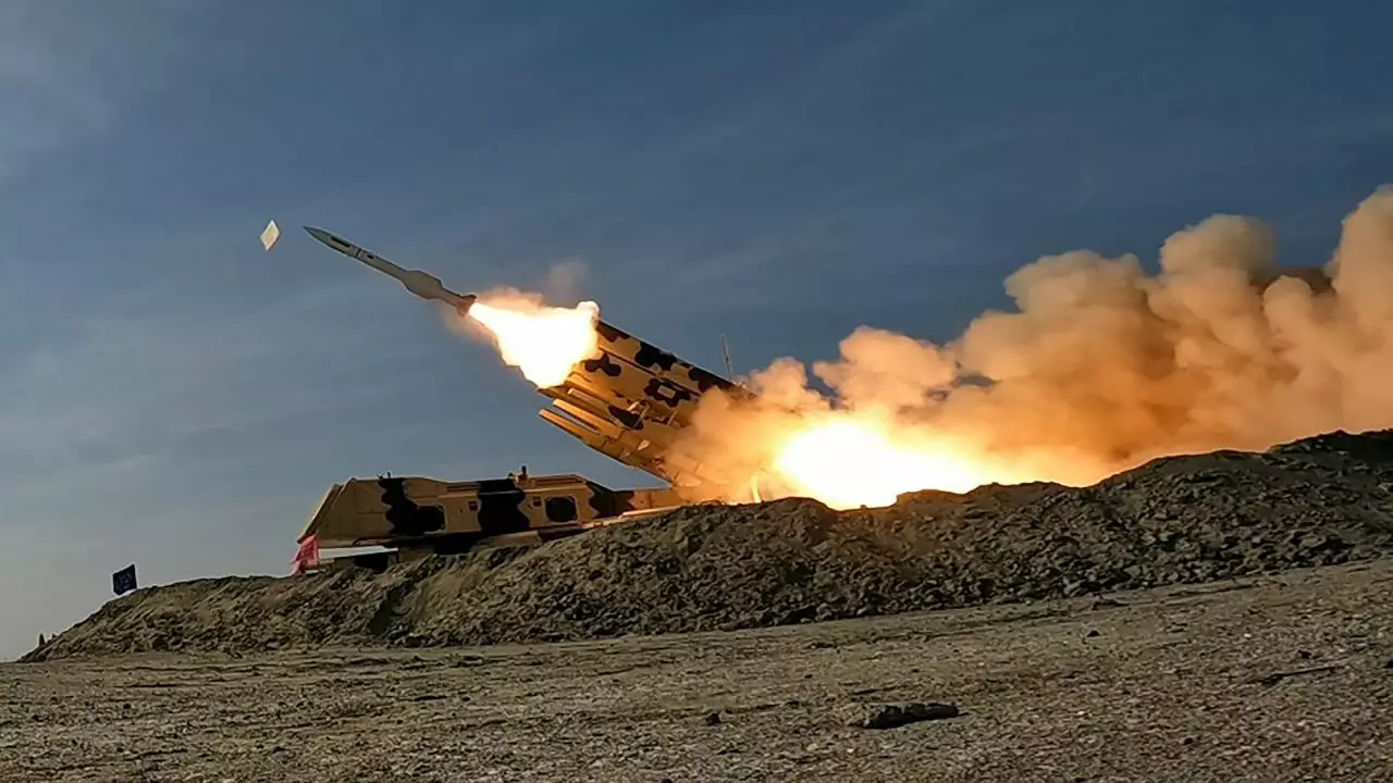 Iranul și-a enervat cel mai puternic vecin, una din marile forțe ale lumii. Inițial îi lua apărarea. ”E incredibil de greșit”