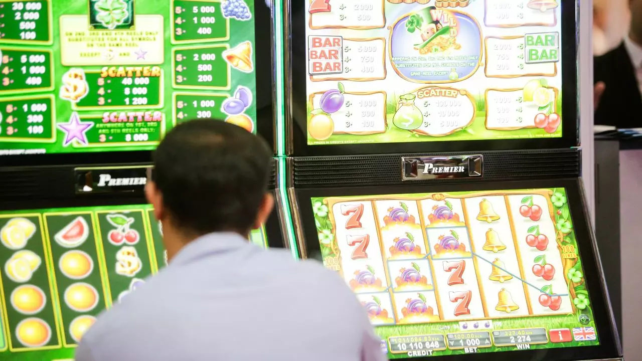 România fără ”păcănele” și săli de jocuri de noroc. În ce orașe se pregătesc măsuri pentru interzicerea lor, după noua lege