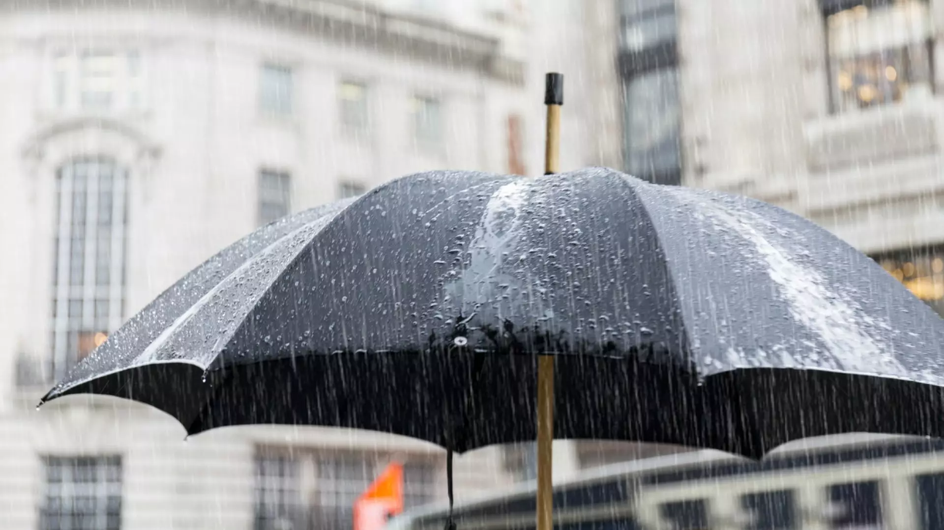 Prognoza ANM pentru următoarele două săptămâni. Temperaturi de până la 31 de grade, urmate de o răcire și de ploi