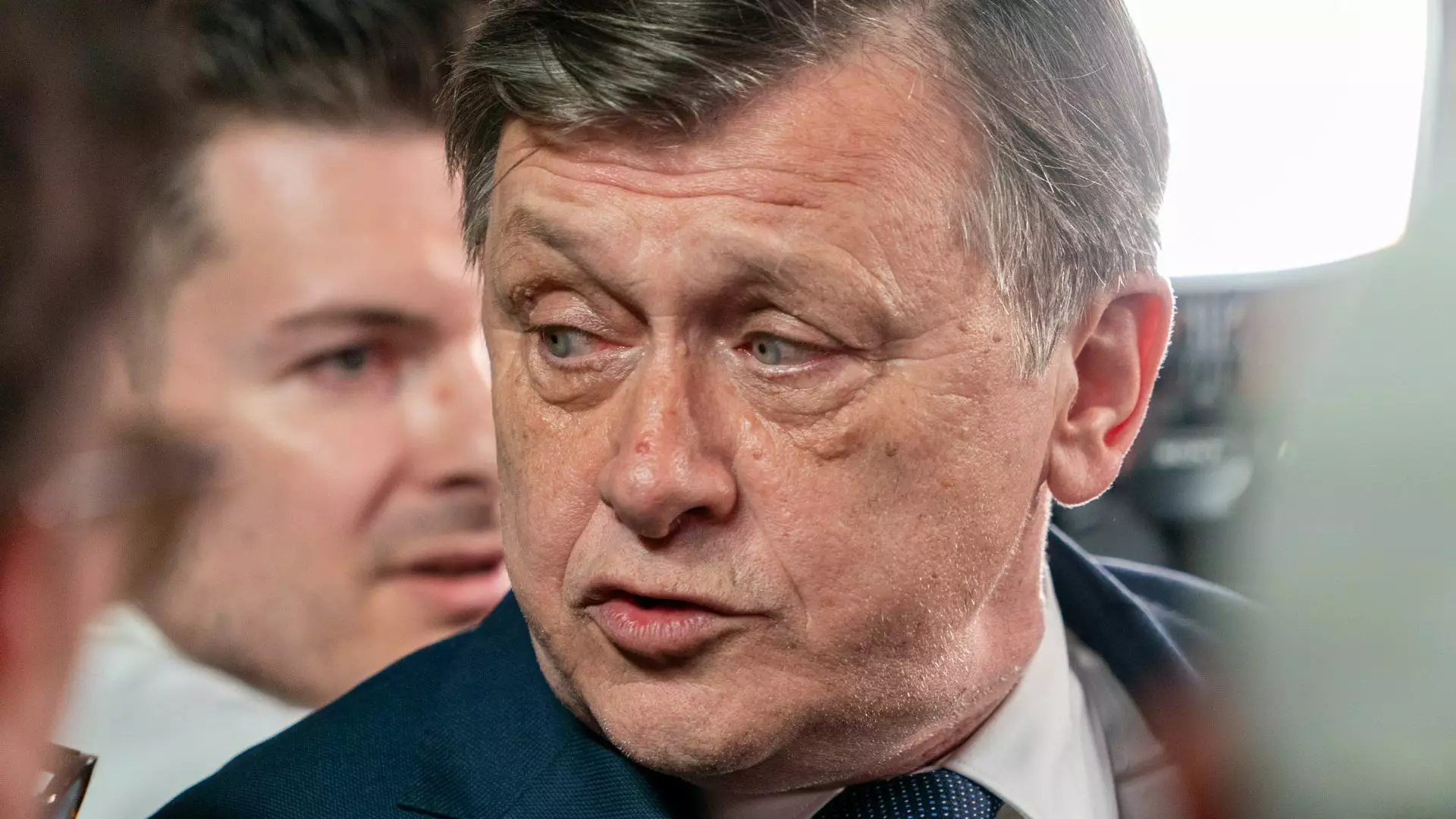 Crin Antonescu, despre Congresul PNL: Atâta impostură, atâta neruşinare, atâta josnicie şi atâta trădare n-am văzut niciodată