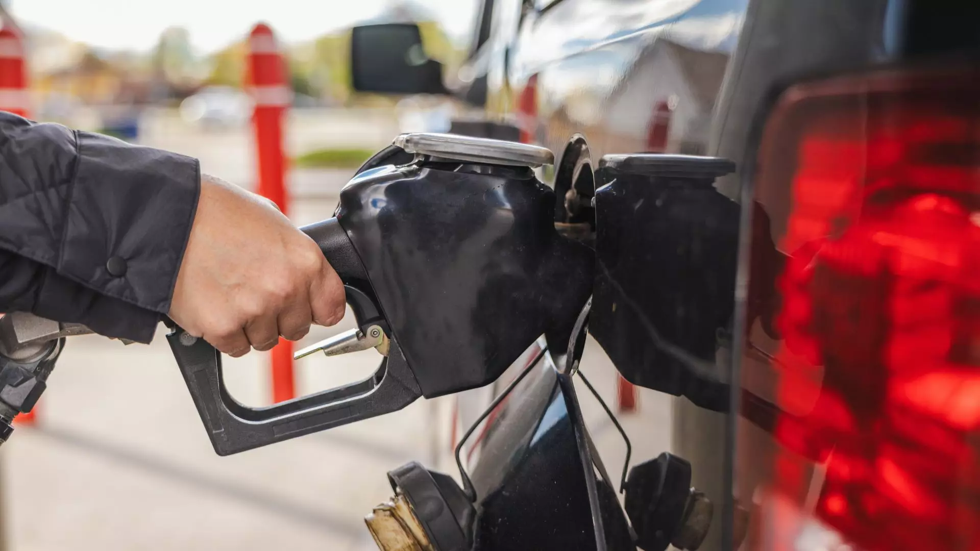 Analiștii avertizează că problemele de pe piaţa de motorină din Europa se vor agrava. „Situația este cu adevărat tensionată”