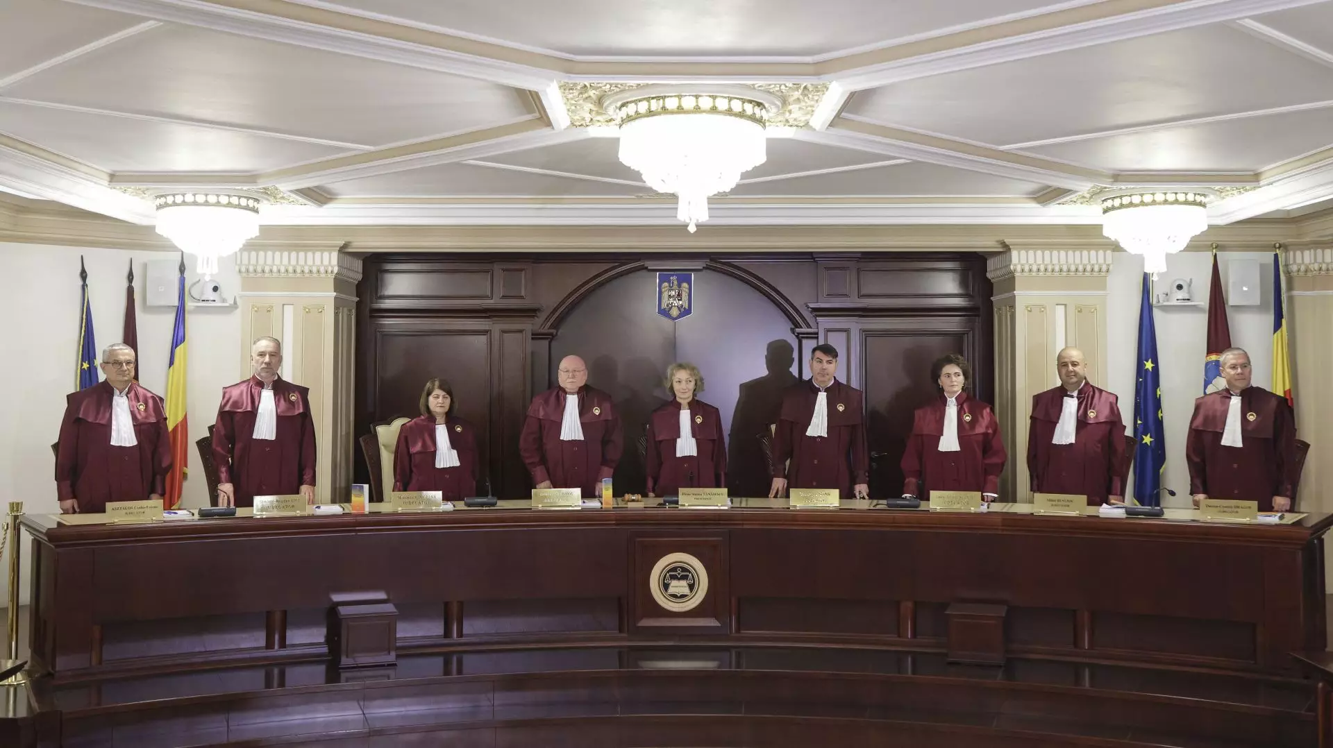 Cei trei judecători CCR care s-au opus „amendamentului Fritz”. De ce au considerat că legea este retroactivă