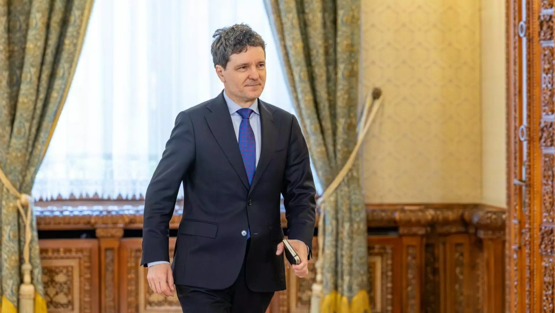 Nicuşor Dan: Alegerile anticipate înseamnă 5 luni în care noi nu putem face rectificare. Nu ne jucăm de-a soarta acestei ţări