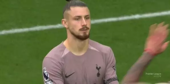 FOTO BBC a analizat fazele controversate ale lui Drăgușin și a găsit vinovatul pentru golul încasat de Tottenham
