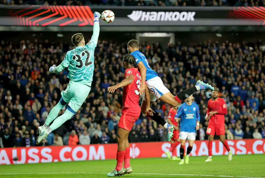 FOTO | Nervi la Rangers - FCSB: "A plecat direct la vestiare. A încasat o lovitură la ochi și nu mai vedea deloc"