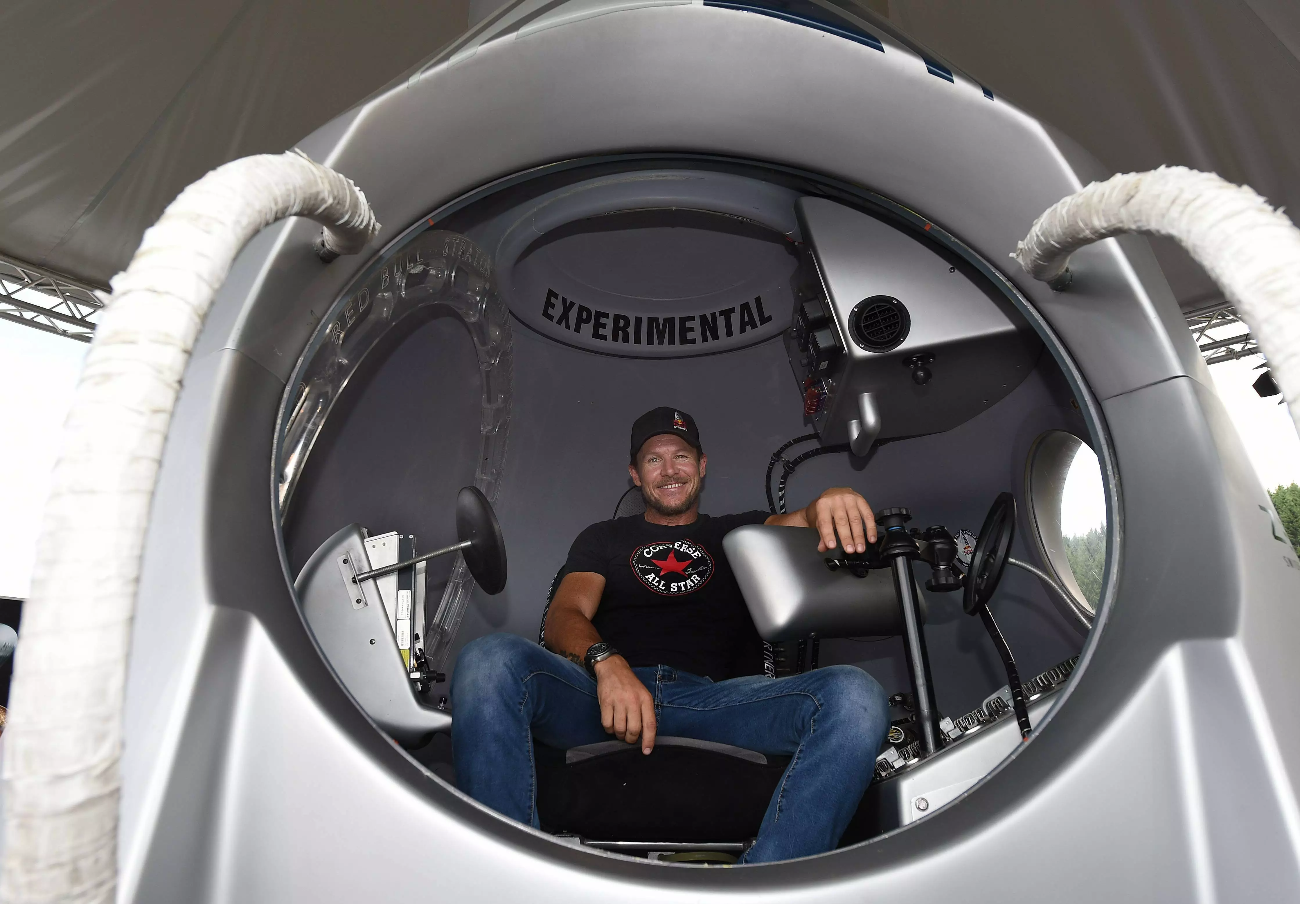 Ce avere avea austriacul Felix Baumgartner, decedat în timpul unui zbor cu motoparapanta