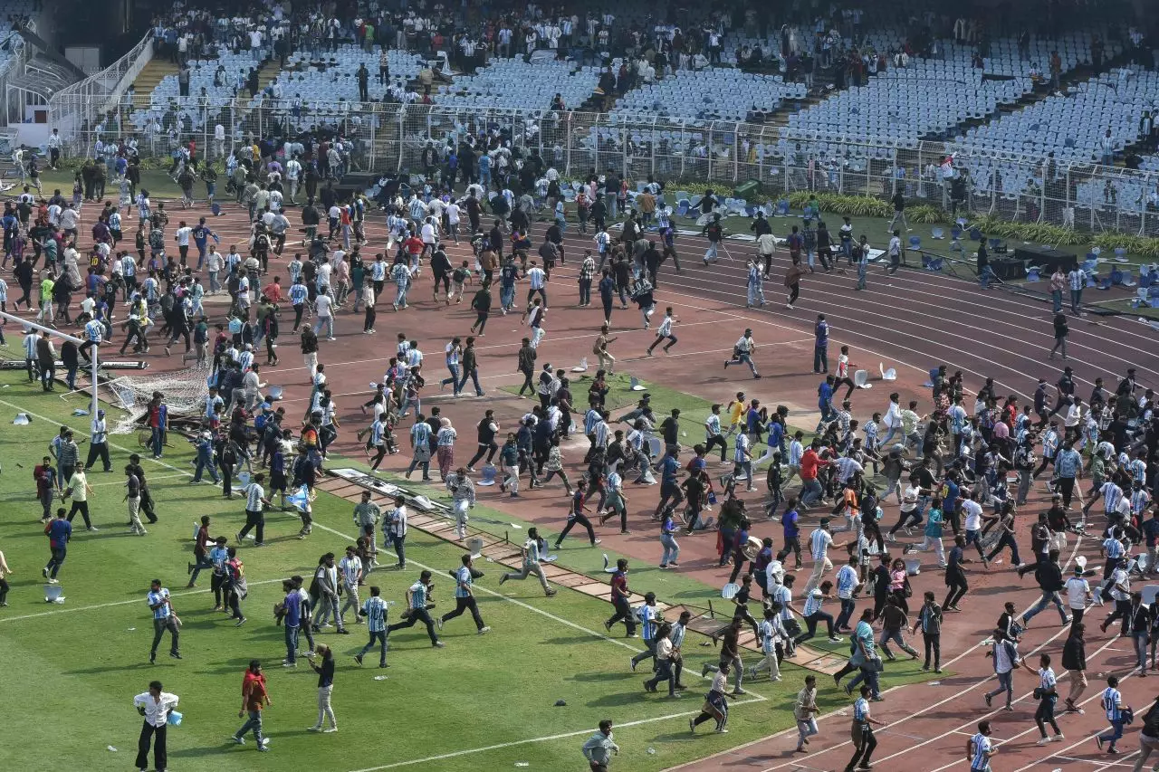 Scene de film la vizita lui Messi în India! Fanii au transformat totul într-un haos