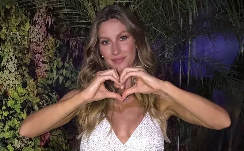 Și-a refăcut viața, la trei ani de la divorț, cu bărbatul cu care a fost acuzată că și-a înșelat soțul: ”Am avut curaj”