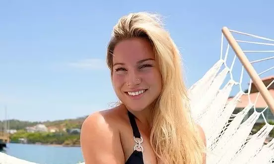 GALERIE FOTO Voleibalista Rebekka Hauri, apariție într-o emisiune scandaloasă: ”Pregătiți-vă pentru dramă!”