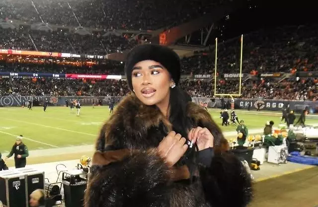 GALERIE FOTO S-a lăsat de volei ca să urmeze o carieră &icirc;n modă! &Icirc;și pune fanii pe jar zi de zi: &bdquo;Te iubesc!&rdquo;