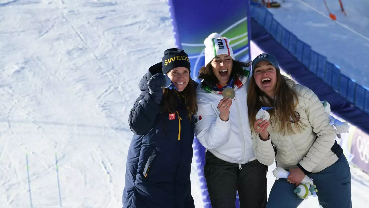 GALERIE FOTO Federica Brignone, aur la slalom uriaș și o situație RARISIMĂ pe podium! Italianca, impecabilă după accidentarea gravă de anul trecut