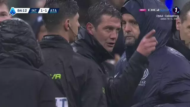 NEWS ALERT Cristi Chivu a ”turbat” pe margine și a fost eliminat! Nebunie în Inter - Atalanta