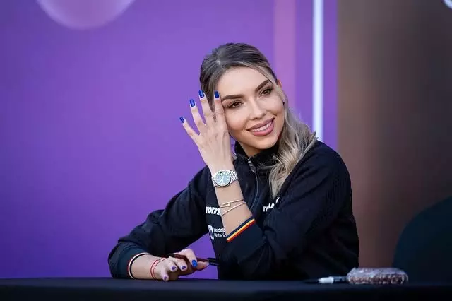 Întrebarea care a emoționat-o până la lacrimi pe Bernardette Szocz: ”Am emoții, îmi pare rău”