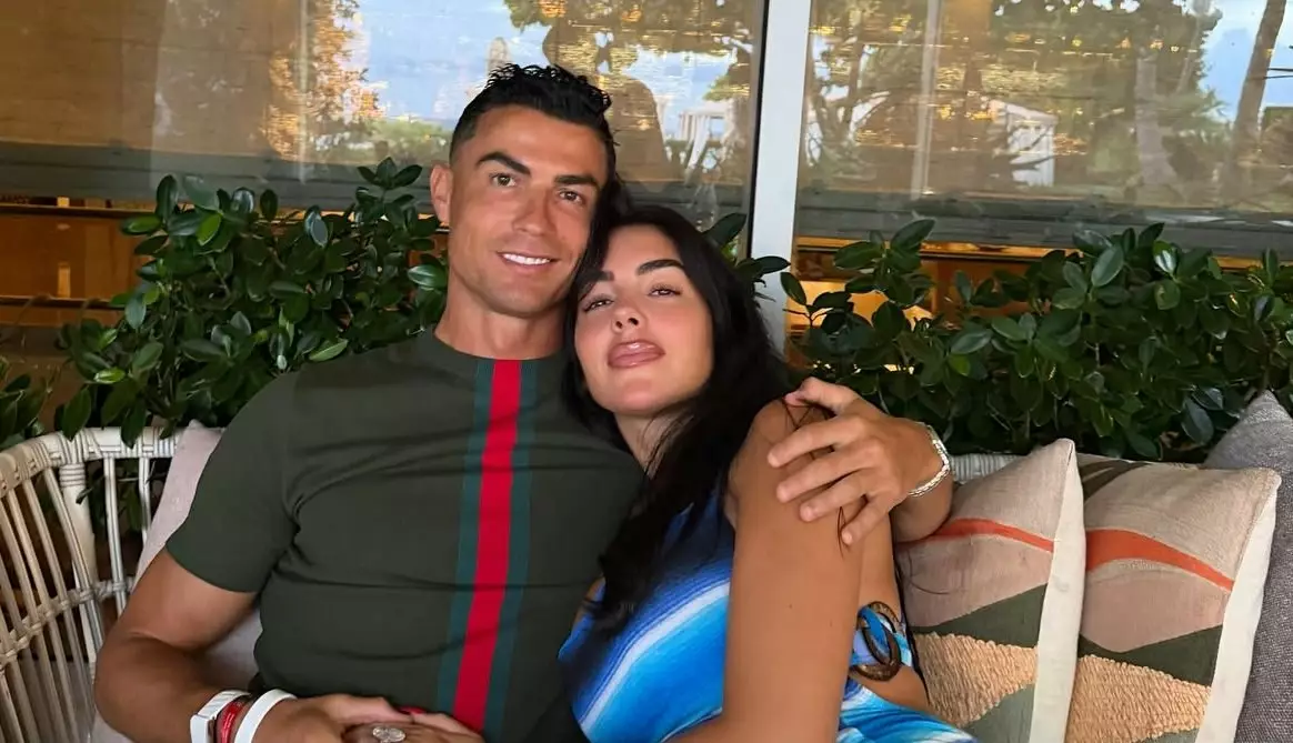 FOTO Contractul semnat de Ronaldo și Georgina înainte de căsătorie: ce se întâmplă în cazul unui divorț