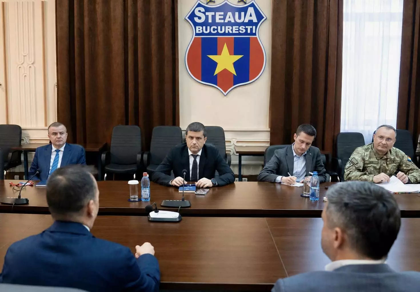Radu Miruță îi dă lovitura lui Gigi Becali! Anunț de ultimă oră despre promovarea Stelei în SuperLiga