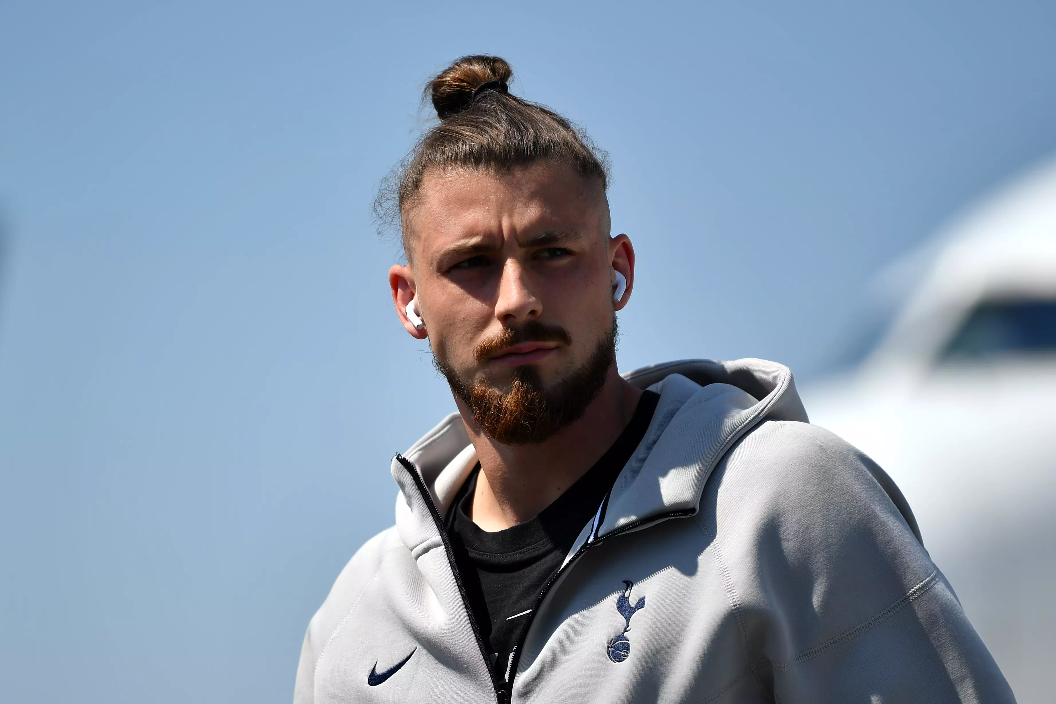 Fabrizio Romano a făcut anunțul despre transferul lui Radu Drăgușin