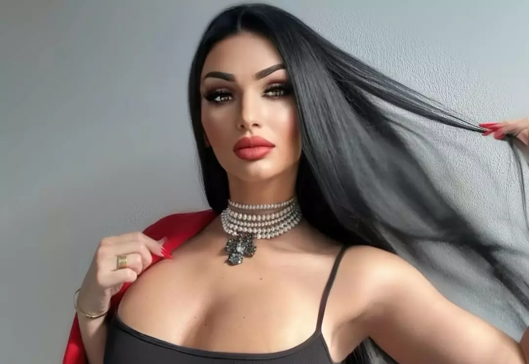 GALERIE FOTO Mihaela Evi a rupt internetul la Turcia - România