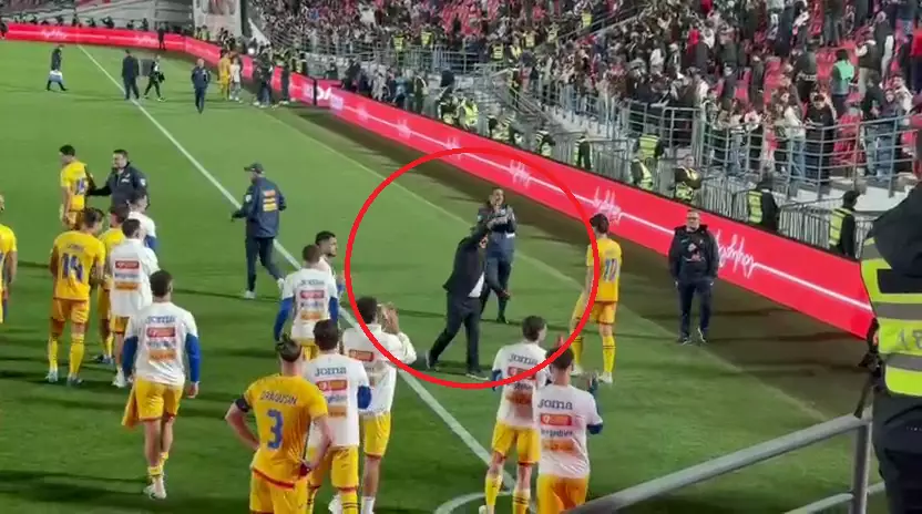 FOTO Ce nu s-a văzut la TV. Gestul făcut de Gică Hagi după Georgia - România