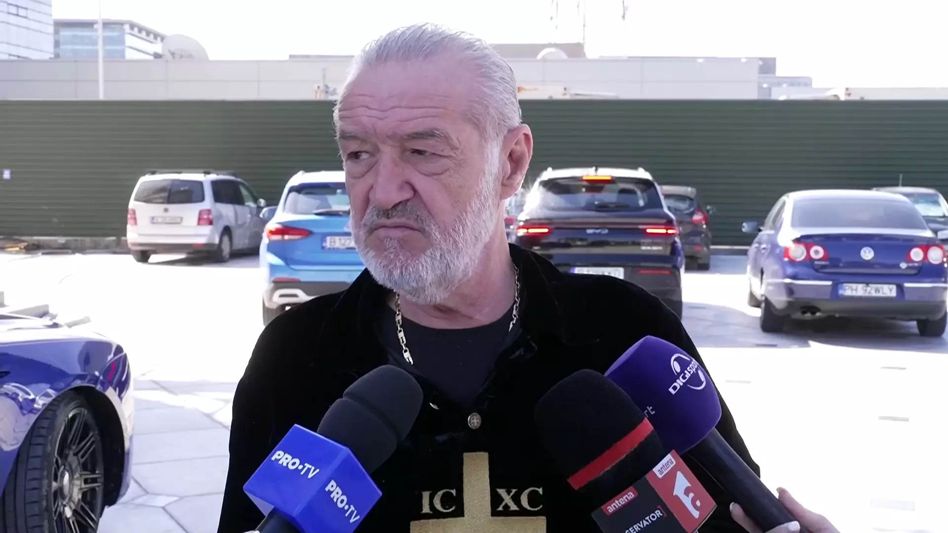 După cele "trei bombe" de la FCSB, Gigi Becali primește și o veste proastă: "Lucrurile sunt clare"