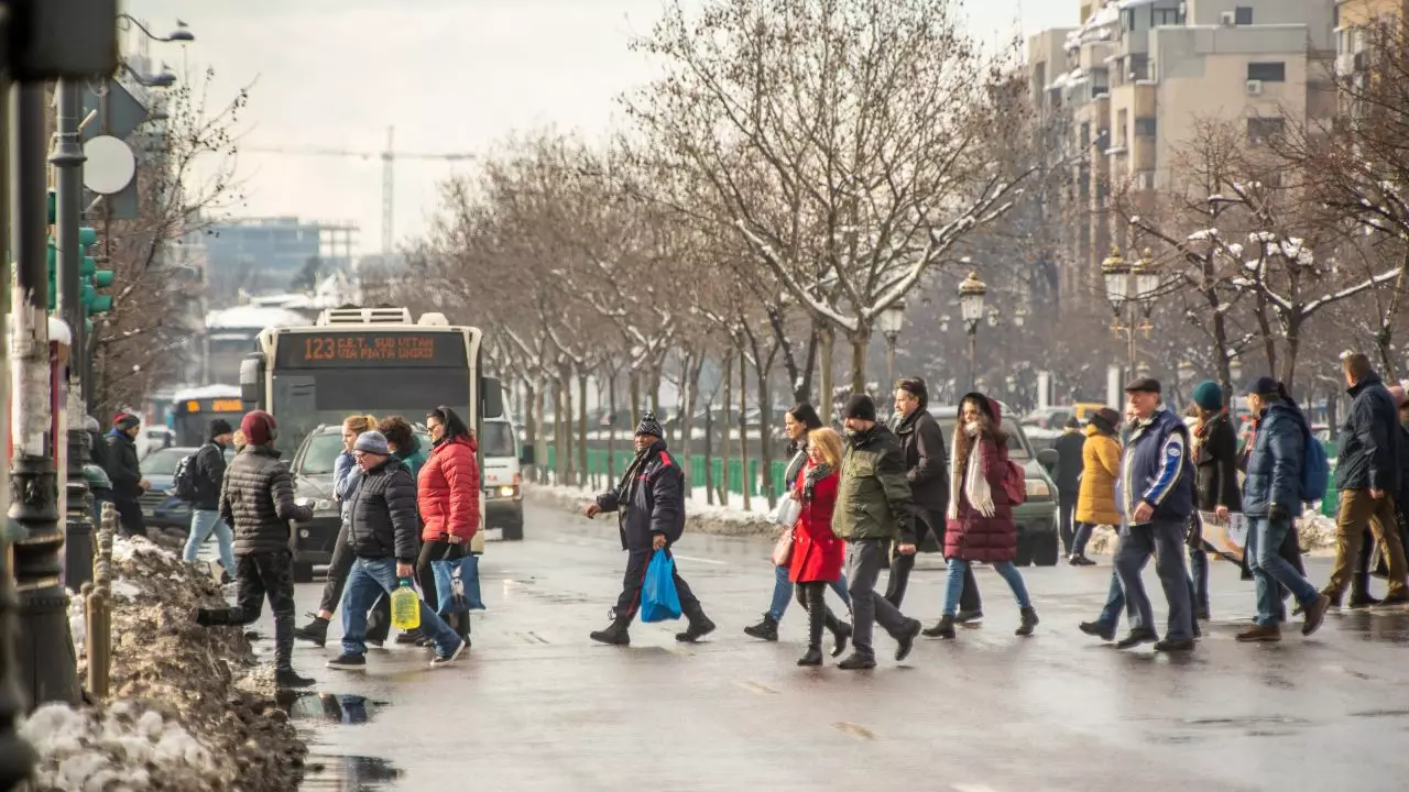 România a intrat în recesiune tehnică. PIB-ul a scăzut pentru al doilea trimestru la rând, potrivit INS