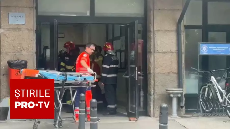 Incident grav la Ministerul Transporturilor. Un lift în care se aflau 7 persoane s-a prăbușit. Starea victimelor