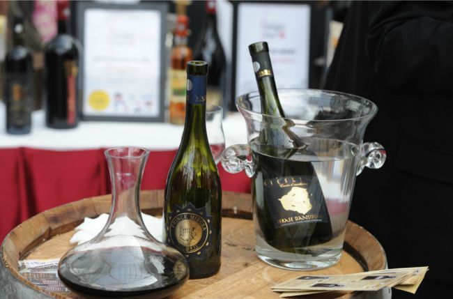 
	Gusta vinuri bune la Targul Goodwine 2012
