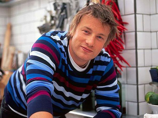 
	Jamie Oliver e mai tare decat Guvernul britanic
