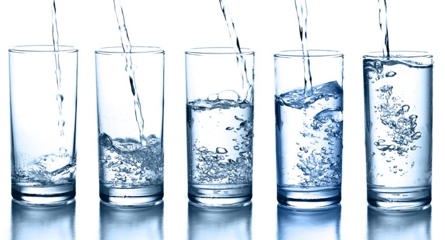 
	Demontam mituri! Avem nevoie de 2 litri de apa pe zi ca sa fim sanatosi tun?
