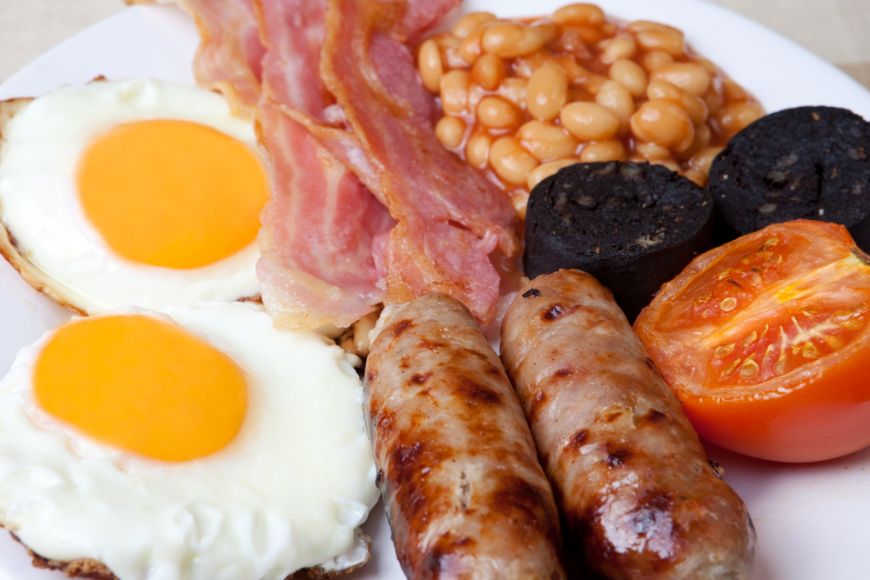 
	Mic dejun englezesc - cele mai bune mancaruri ale englezilor in aceeasi farfurie
