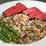 Reteta MasterChef - Muschi de vita Chateaubriand cu orez salbatic si salata de sparanghel