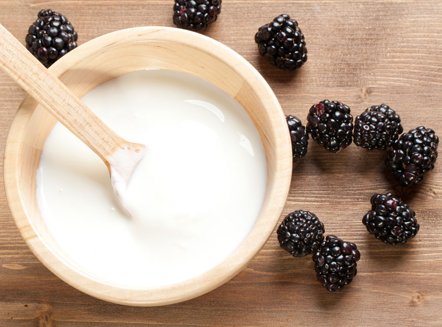 
	3 motive pentru care nu trebuie sa elimini iaurtul din alimentatia zilnica
