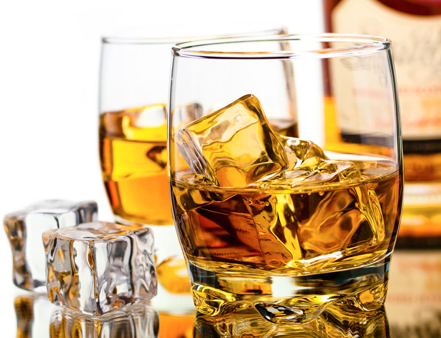 
	Ghid de bune maniere in bar: cum se bea whisky-ul
