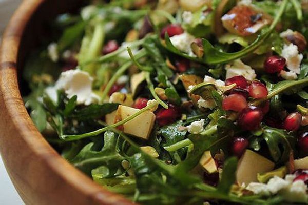 
	Cea mai buna salata de toamna: incearca o combinatie indrazneata cu produsele de sezon
