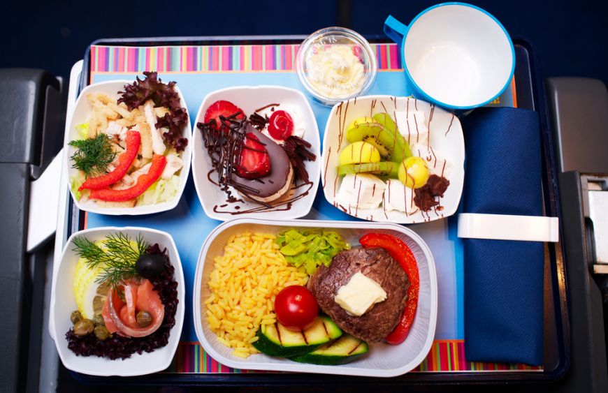 
	Cum sa mananci sanatos in avion. 5 trucuri recomandate de nutritionisti
