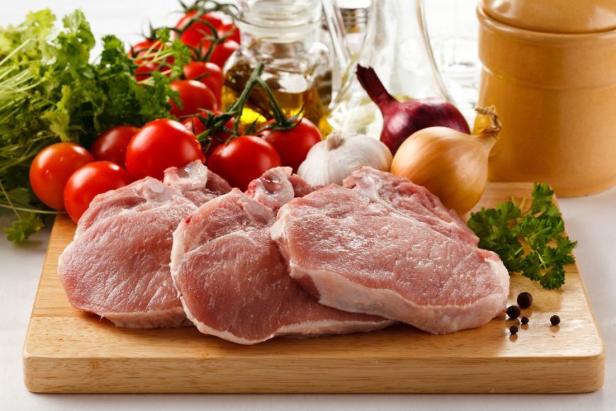 
	Ce condimente să folosești pentru carnea de porc și cum să marinezi carnea?
