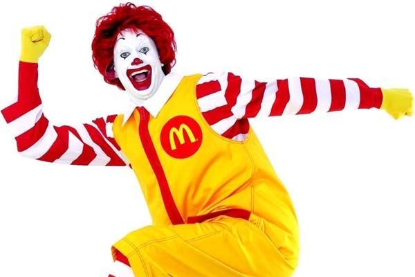 
	McDonald's lanseaza de 1 mai un produs specific romanesc 
