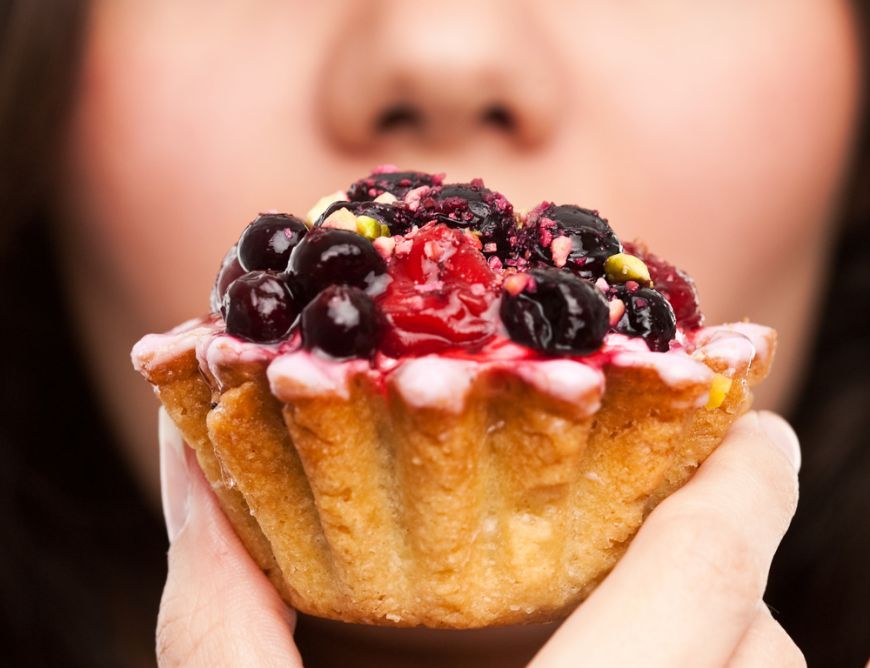 
	5 trucuri simple ca sa mananci mai putine dulciuri
