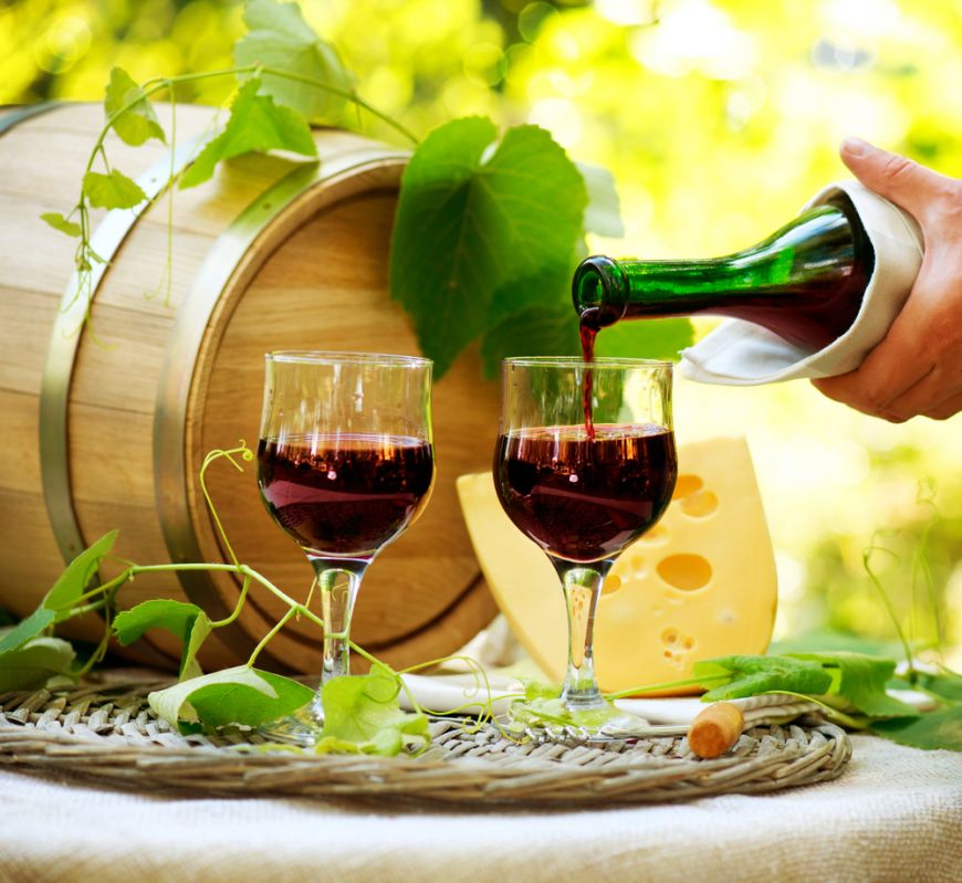 
	Top 5 mituri false despre vin
