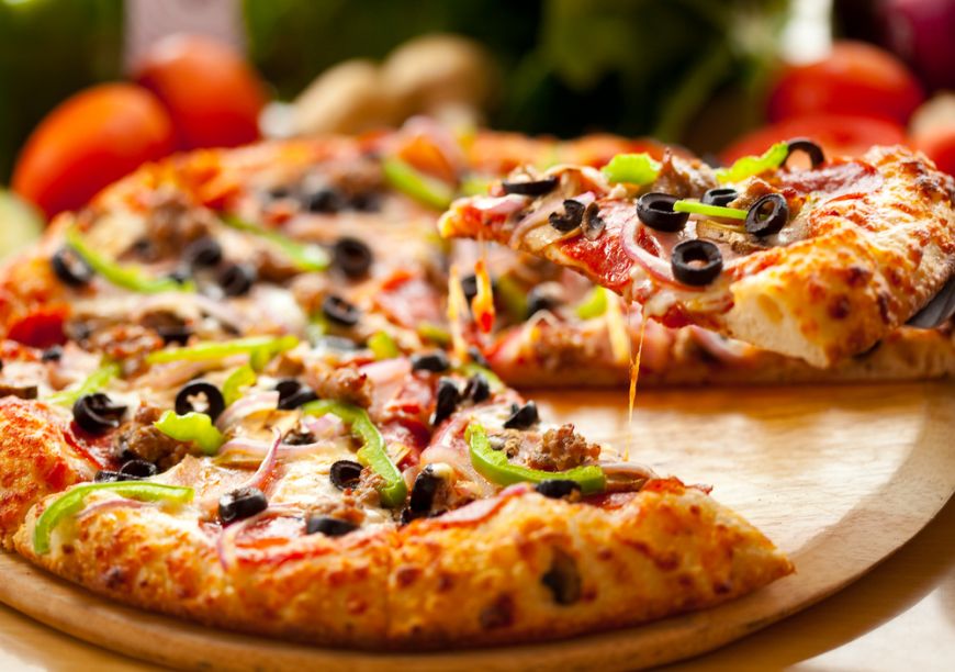 
	5 motive sa faci pizza acasa
