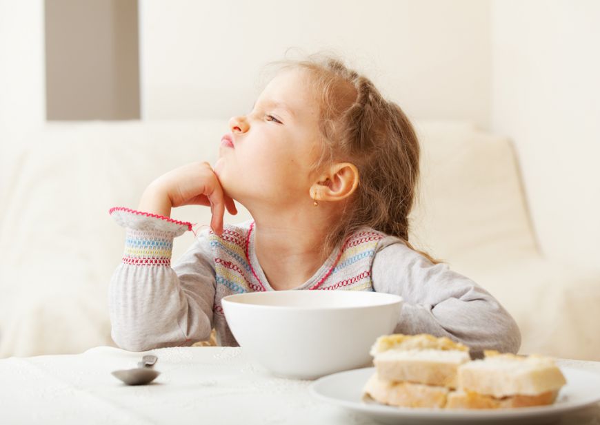 
	5 sfaturi pentru copiii mofturosi. Cum sa ii faci sa manance micul dejun
