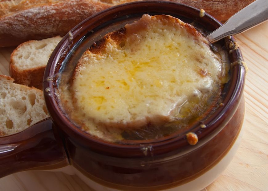 
	5 trucuri ca sa faci orice supa mult mai delicioasa
