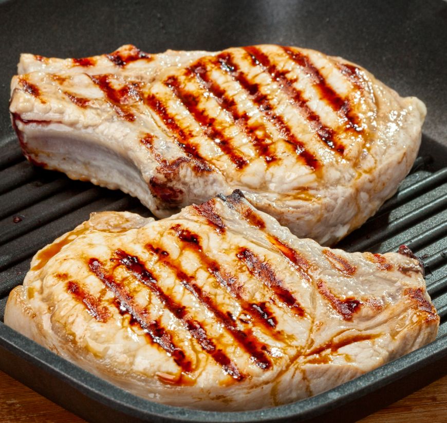 
	Cum gătești perfect cotletele de porc? Îți spunem cele mai "gustoase" secrete
