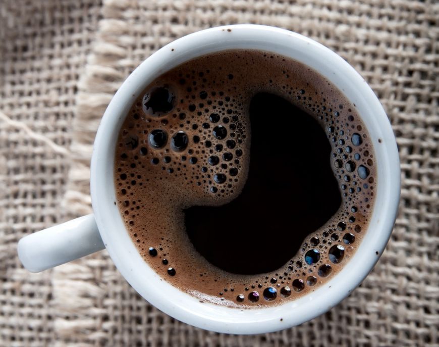
	Cercetătorii spun că există o legătură între cafea și sănătatea dinților! Ce se întâmplă dacă bei o ceașcă de cafea în fiecare zi?

