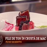 Reteta Moza Alexandra: File de ton in crusta de mac pe risotto cu sfecla