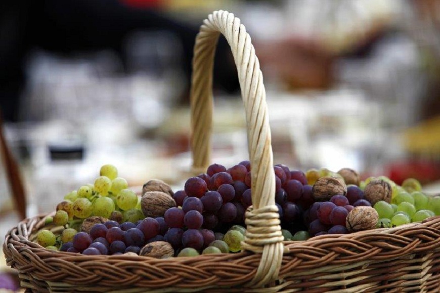 
	Una din cele mai rare si complicate metode de producere a vinului este folosita si in Romania. Ce inseamna metoda Schilfwein
