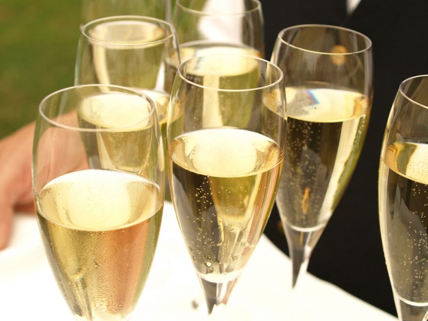 
	De ce vinul italian Prosecco a devenit mai popular decât șampania franțuzească
