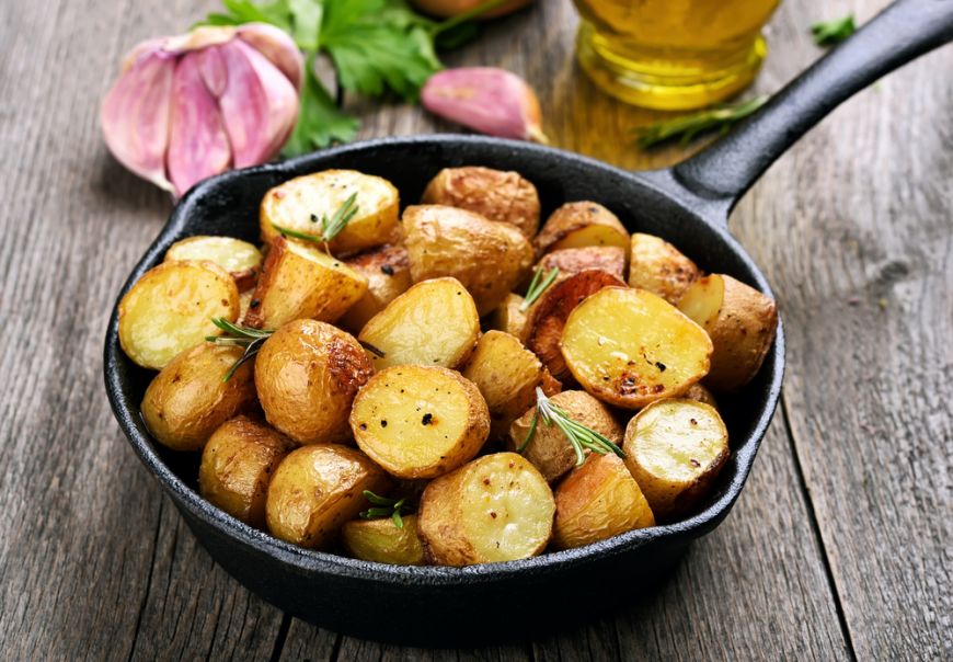 
	Care e singura regulă de care trebuie să ții cont când mănânci cartofi, ca să nu iei în greutate? Ce spun nutriționiștii?
