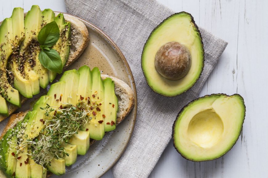 
	Trucuri în bucătărie: cum faci un avocado să se coacă mai repede
