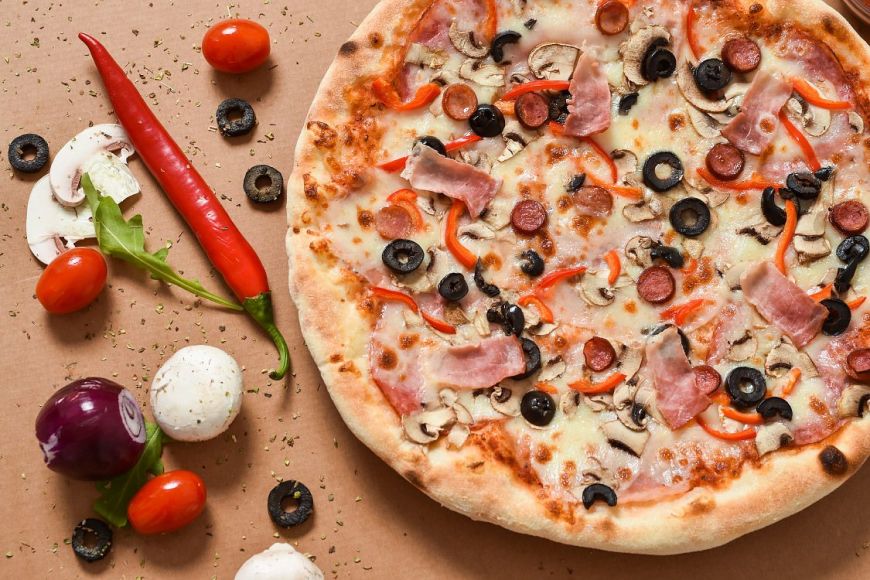 
	(P) Cum alegi cea mai buna oferta pentru pizza cu livrare la domiciliu?
