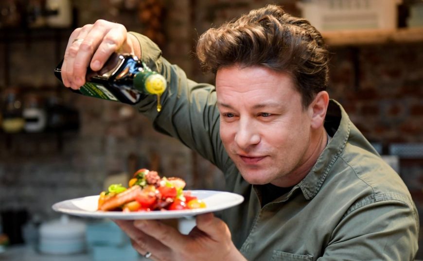 
	Trucul fabulos al lui Jamie Oliver pentru paste delicioase. Ce face cu ceapa
